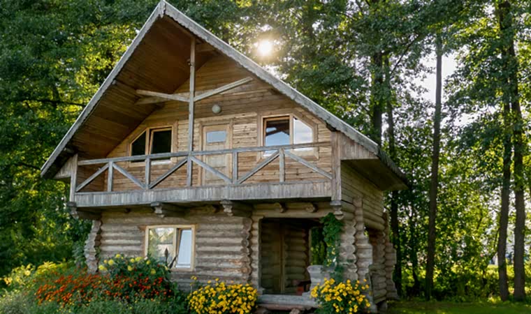 Doğal Ahşap Evler ile Zamanda Yolculuk Yapın